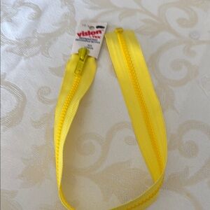 NWT Vision Yellow Zipper